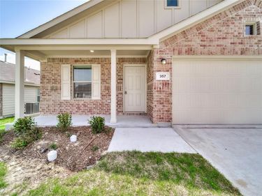 357 Sun Bluff Road , Fort Worth, TX 76052