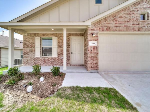 357 Sun Bluff Road , Fort Worth, TX 76052