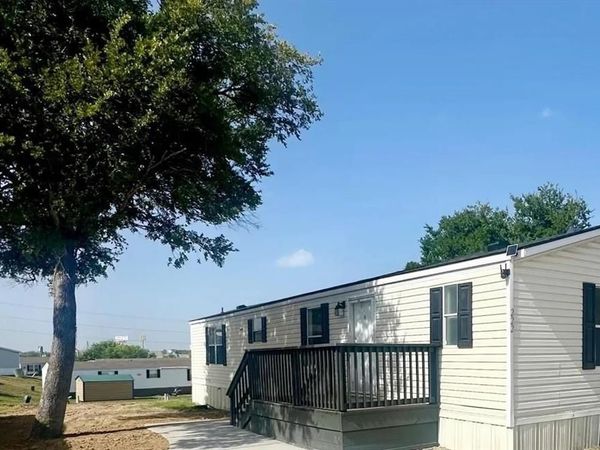 222 Nacona Court, Royse City, TX 75189