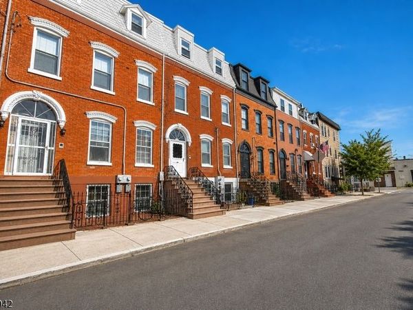 108 Bruen St, Unit 2, Newark, NJ 07105