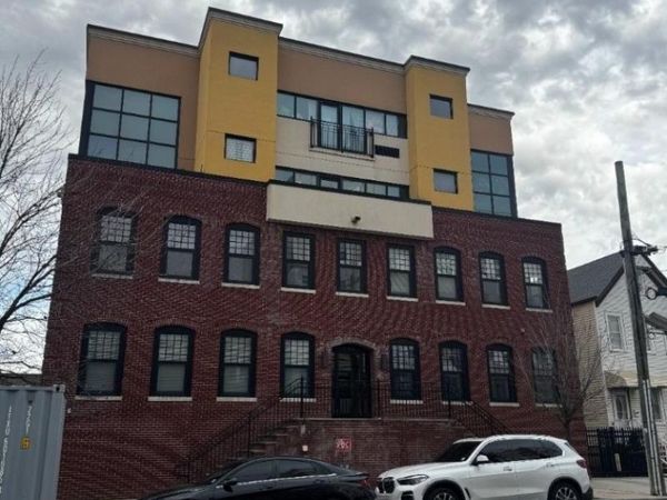 190 Culver Ave, Jersey, NJ 07305