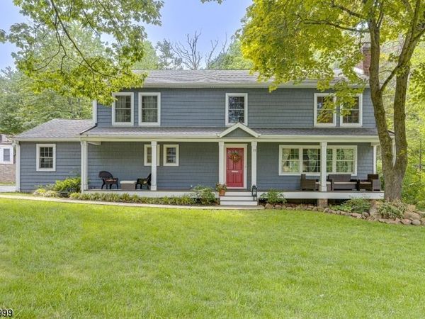 35 Fox Run, New Providence, NJ 07974