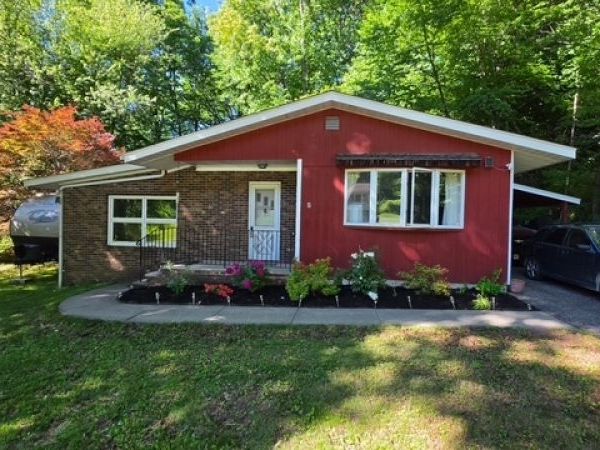 5 Lake View Dr, Vernon, NJ 07419