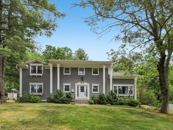 27 Burlington Rd, Berkeley Heights, NJ 07974