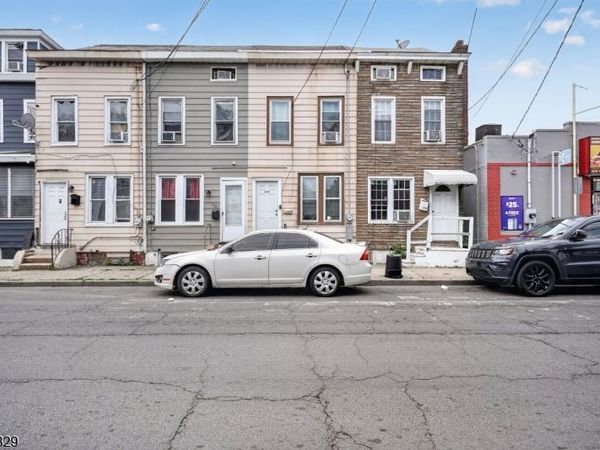 632 Liberty St, Trenton, NJ 08611