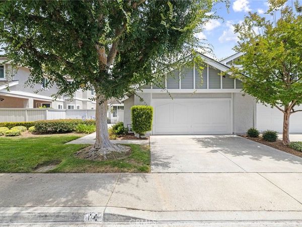 14 Aldergrove, Irvine, CA 92604