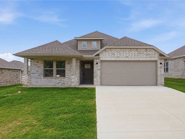5089 Vista Avenue, Springdale, AR 72762
