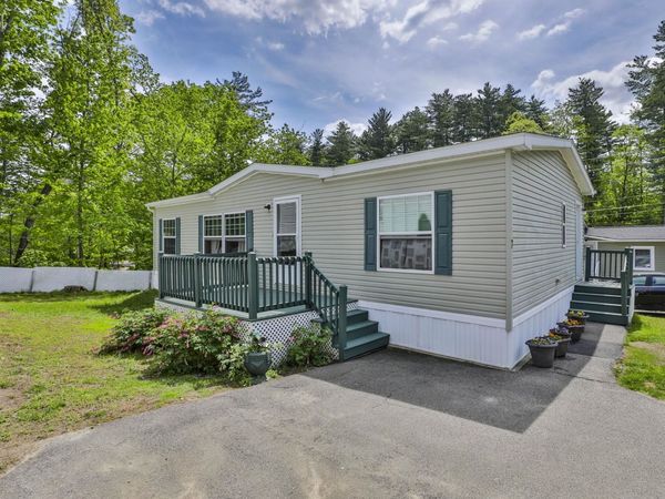 7 Pearl Court, Merrimack, NH 03054