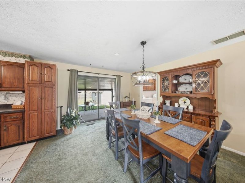 805 Ashberry Drive, Belpre, OH 45714 Photo 9