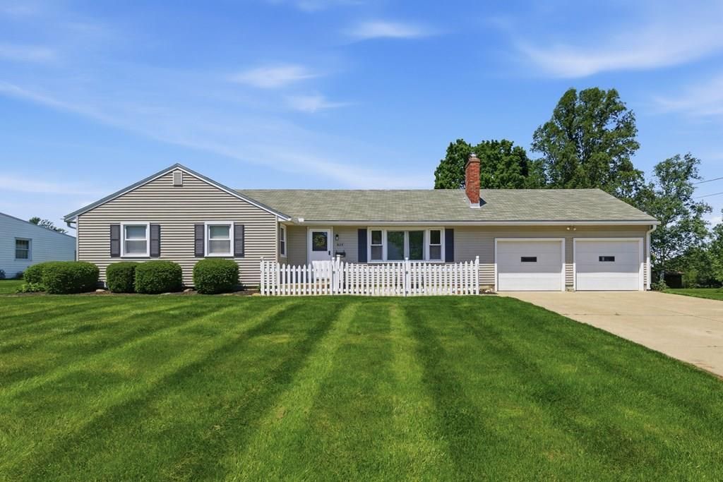 824 E Bank St, Ashland, OH 44805 Main Photo