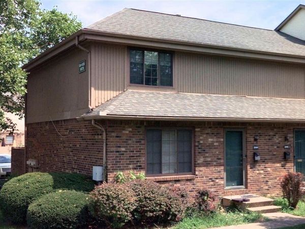 6144 Stornoway Drive S, Unit Bldg 16, Columbus, OH 43213