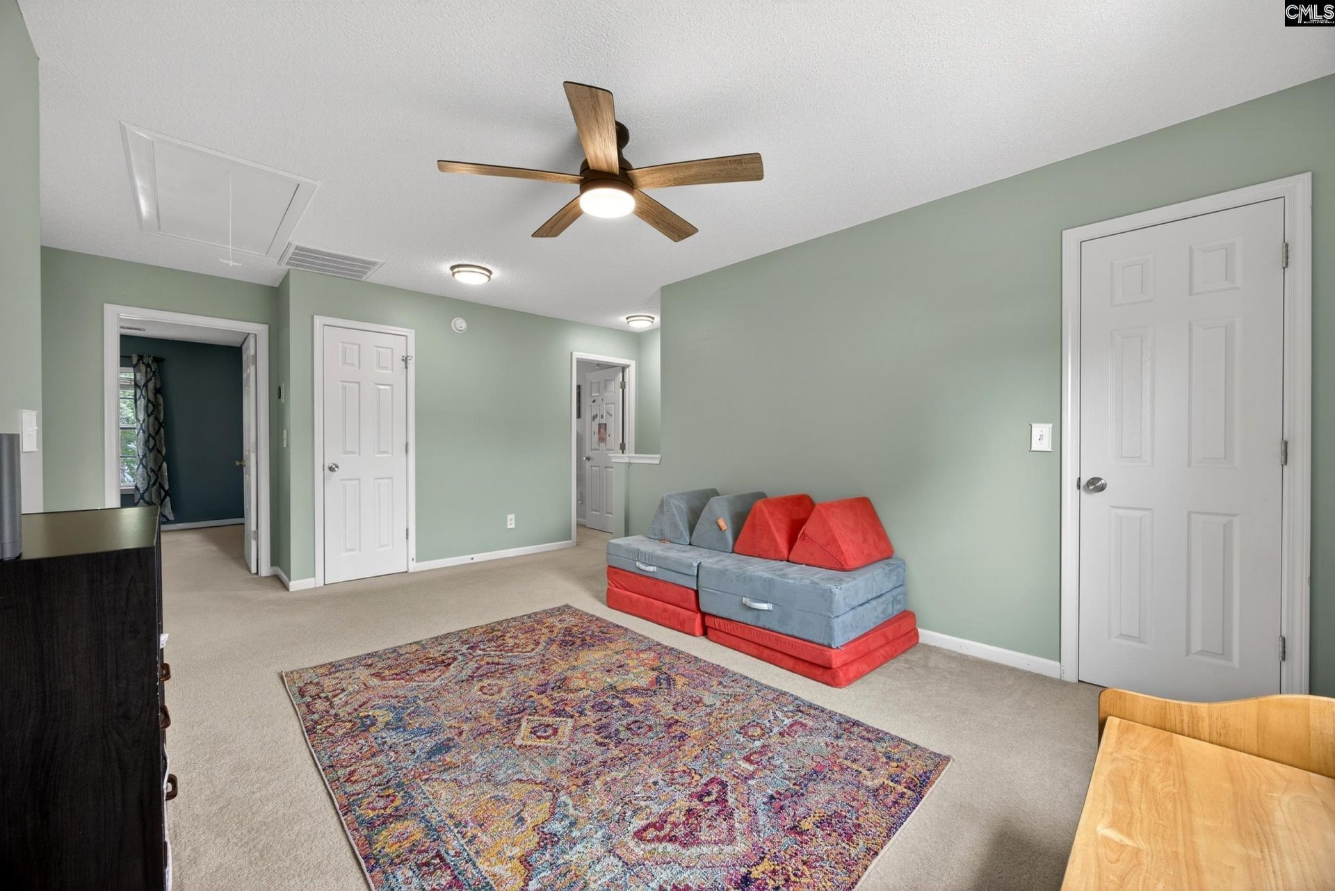 371 Eagle Pointe Drive  Photo 17
