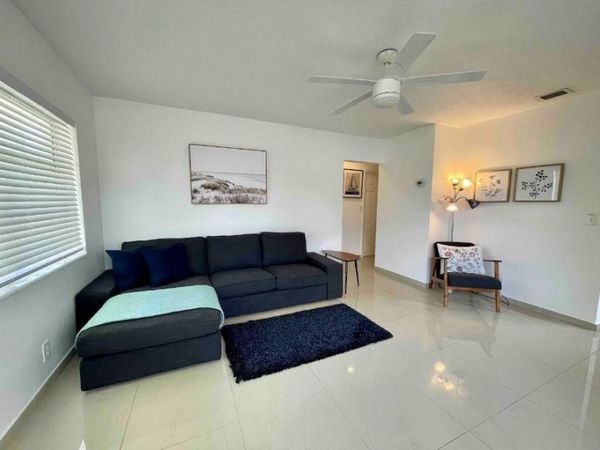 29 NE 3rd Street, Unit A, Dania Beach, FL 33004