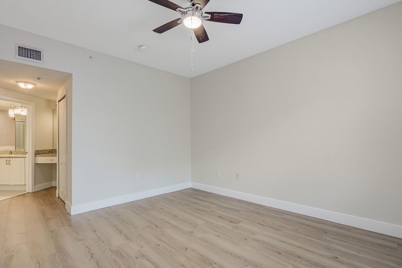 11022 Legacy Drive, Unit 203, Palm Beach Gardens, FL 33410 Photo
