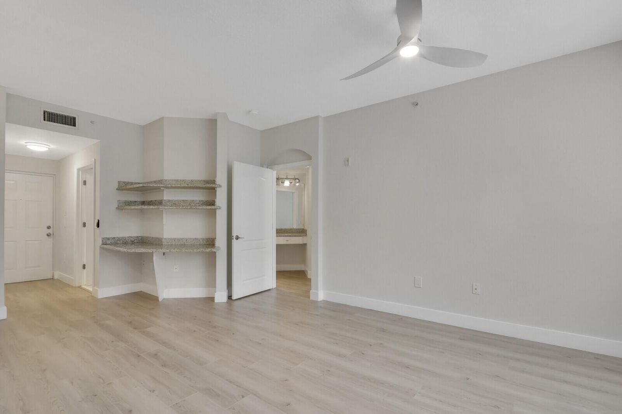 11022 Legacy Drive, Unit 203, Palm Beach Gardens, FL 33410 Photo