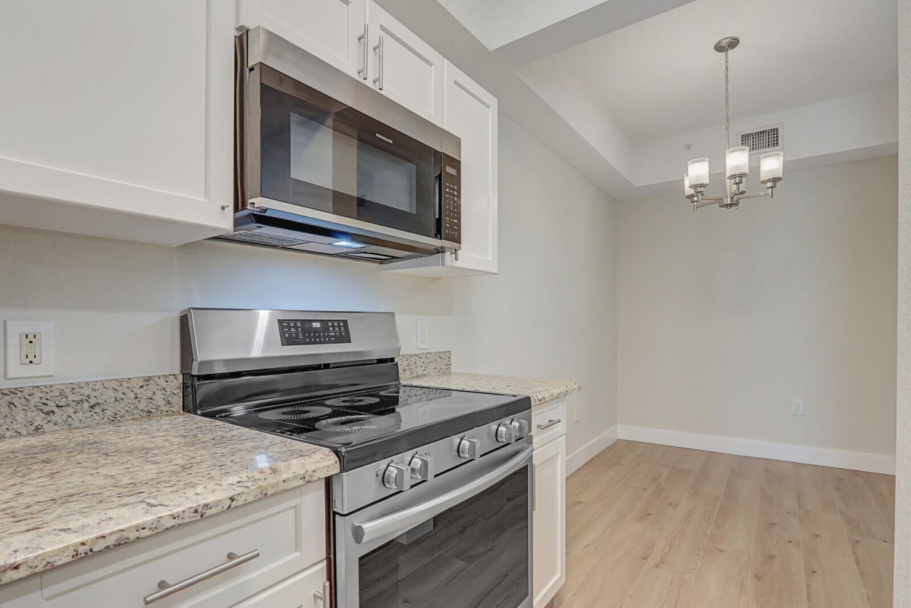 11022 Legacy Drive, Unit 203, Palm Beach Gardens, FL 33410 Photo
