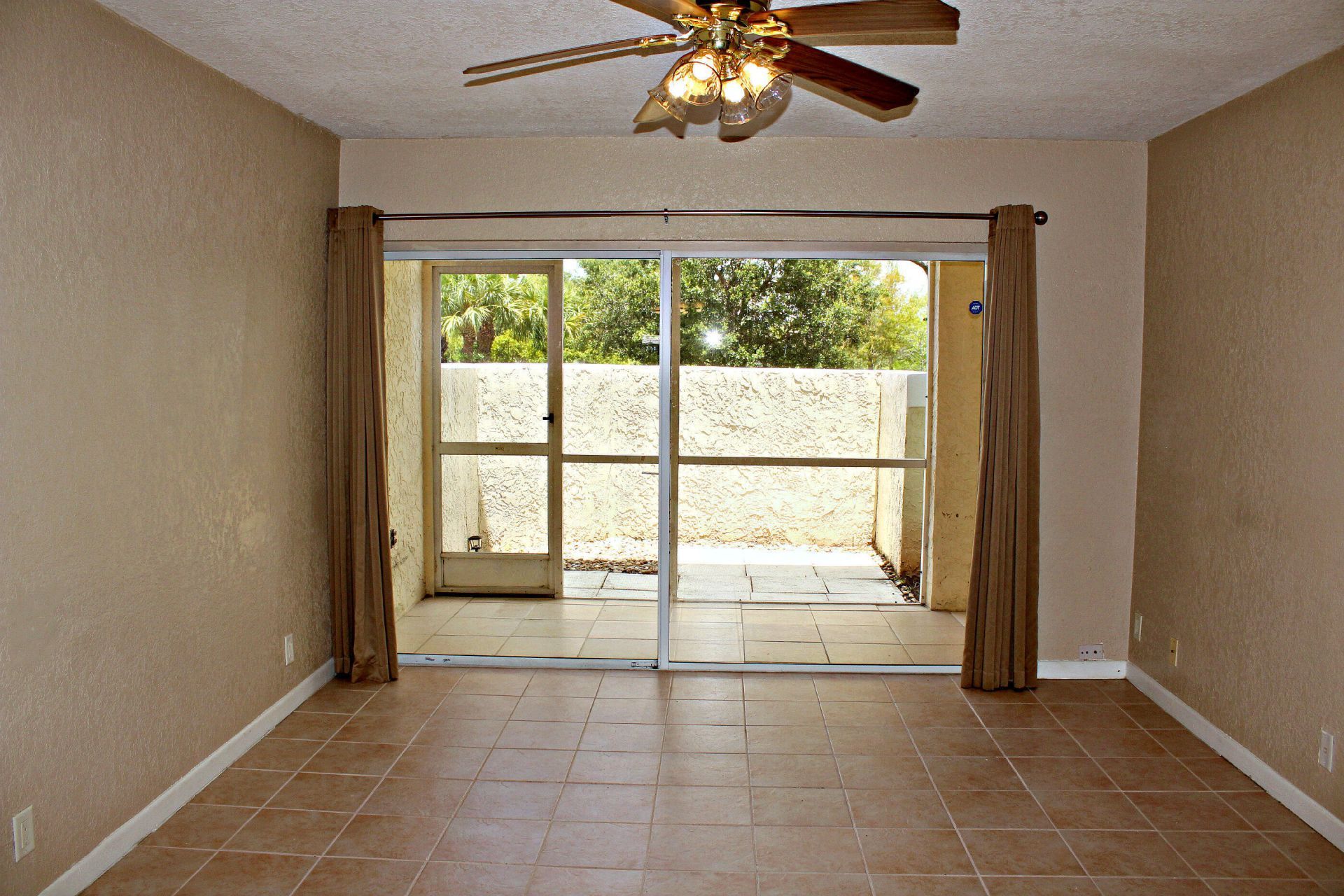 1500 SE Royal Green Circle, Unit 102, Port Saint Lucie, FL 34952 Photo