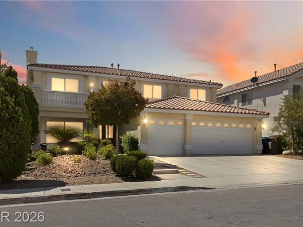 6611 Ironbound Bay Avenue, Las Vegas, NV 89139