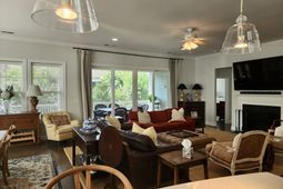 2312 Skyler Drive photo 4