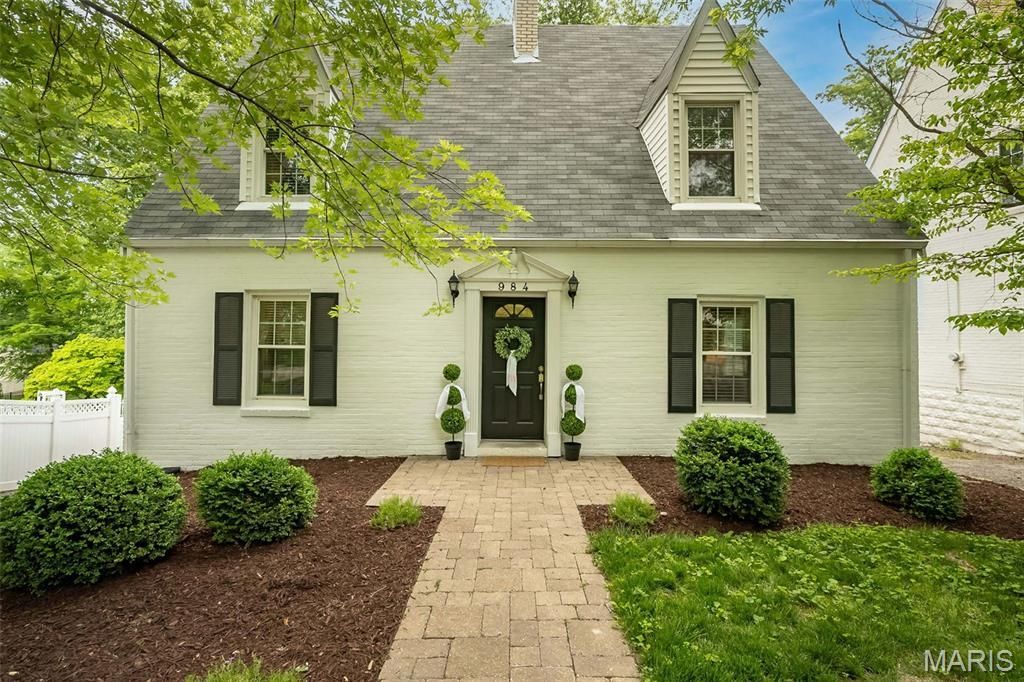 984 N Woodlawn Avenue, Kirkwood, MO 63122 Main Photo