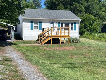 4620 Shula Drive, Hurt, VA 24563