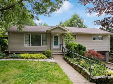 1254 Cherry Lane, Uniontown, OH 44685