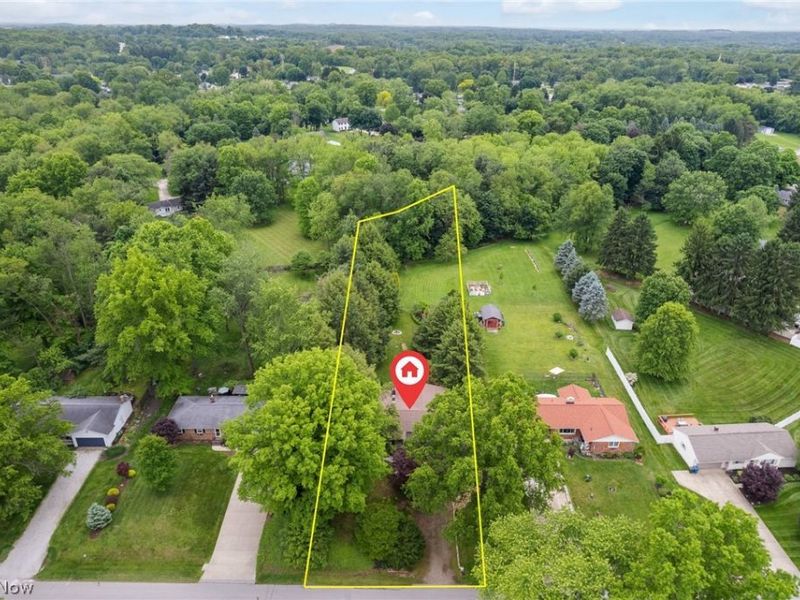 1254 Cherry Lane , Uniontown, OH 44685 Photo 3