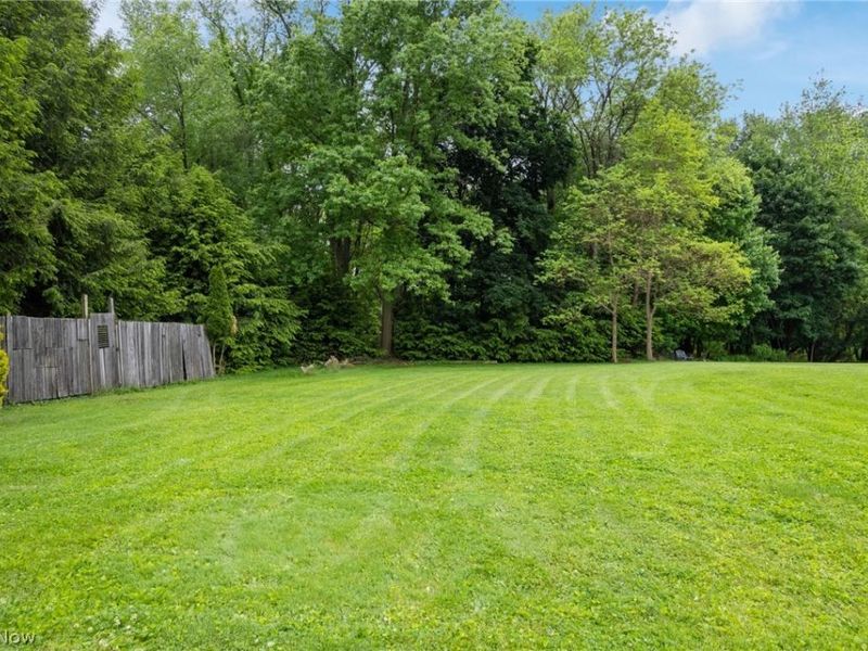 1254 Cherry Lane , Uniontown, OH 44685 Photo 34