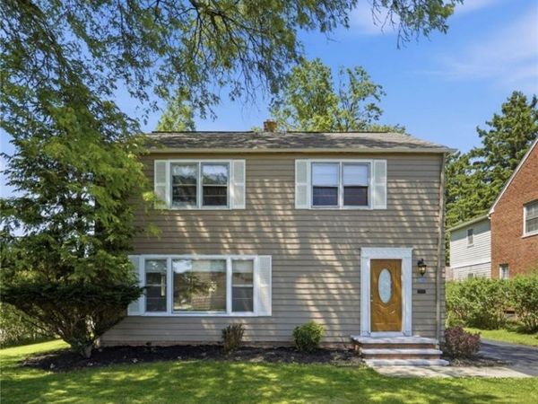 3471 Shannon Road, Cleveland Heights, OH 44118