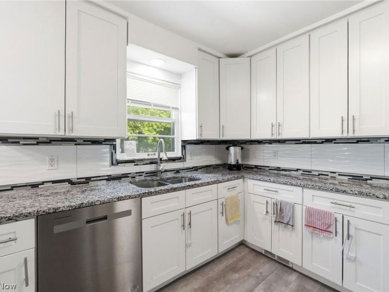 3471 Shannon Road, Cleveland Heights, OH 44118 Photo 14