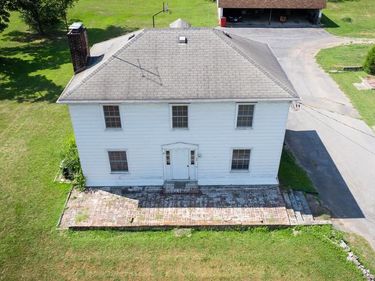 39 KARNS COURT , MARTINSBURG, WV 25401