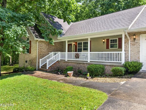209 Basses Creek Lane, Crossville, TN 38572