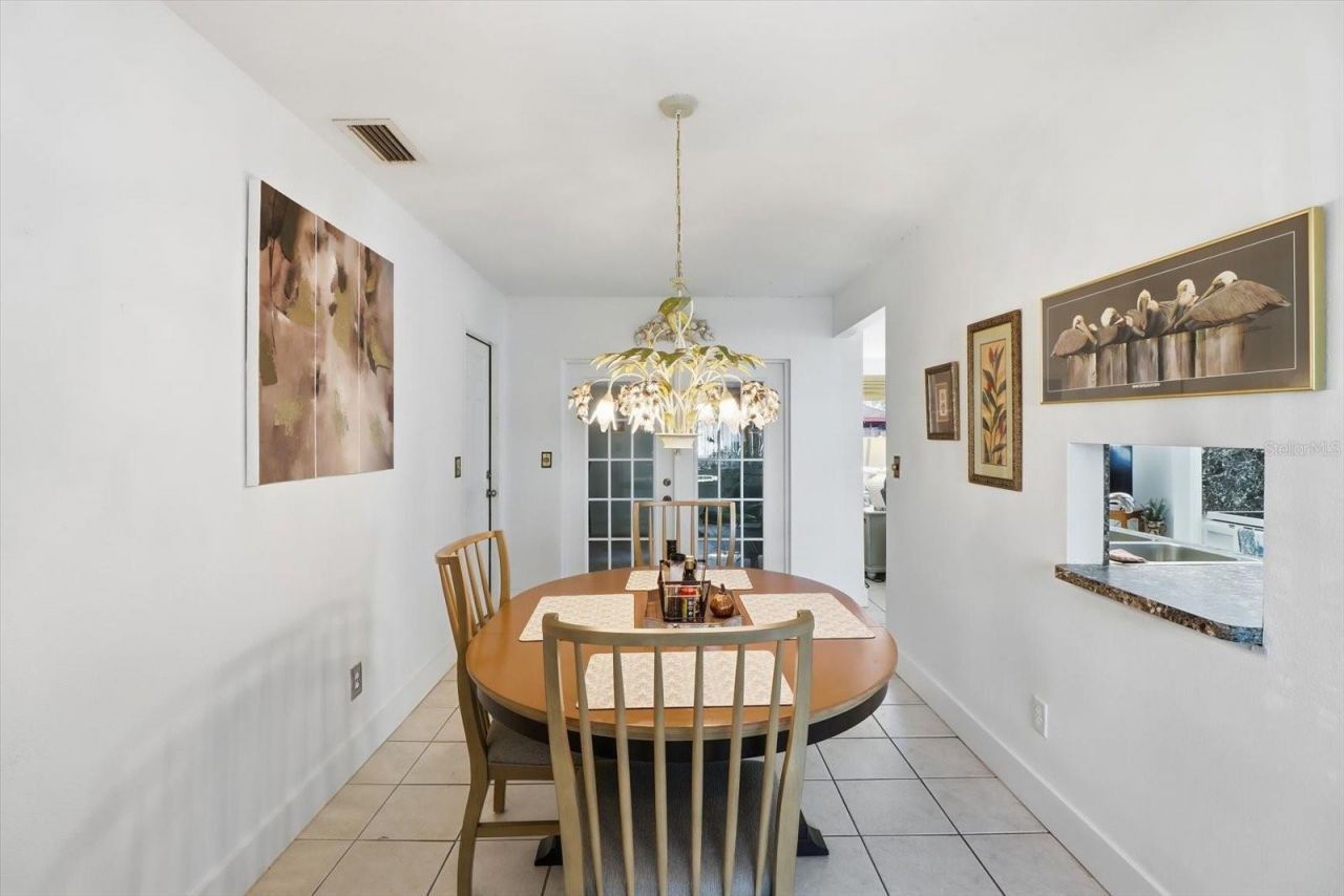 1840 NW 18th Street , Crystal River, FL 34428 Photo