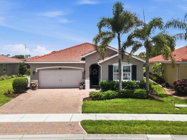 11642 PARROTFISH STREET , VENICE, FL 34292