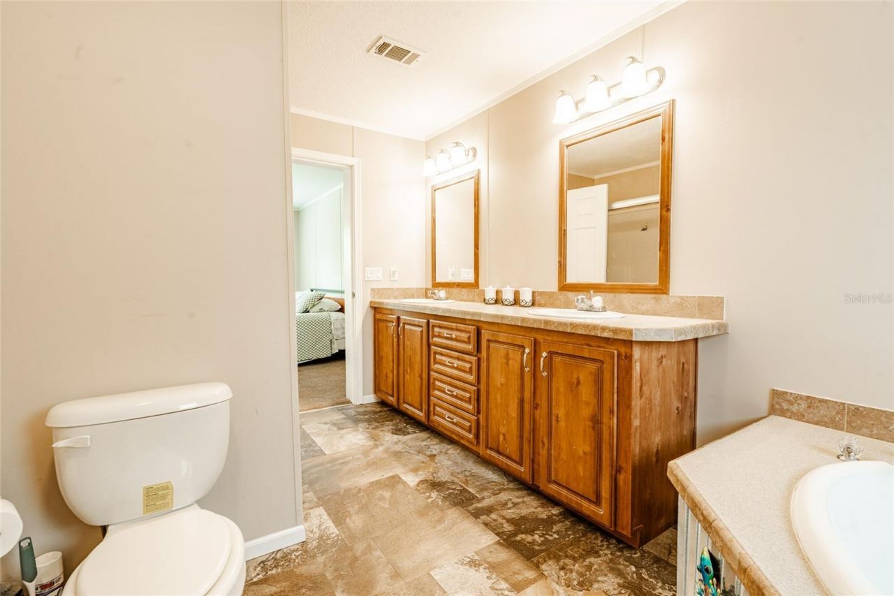 14002 Bay Lake Road , Groveland, FL 34736 Photo