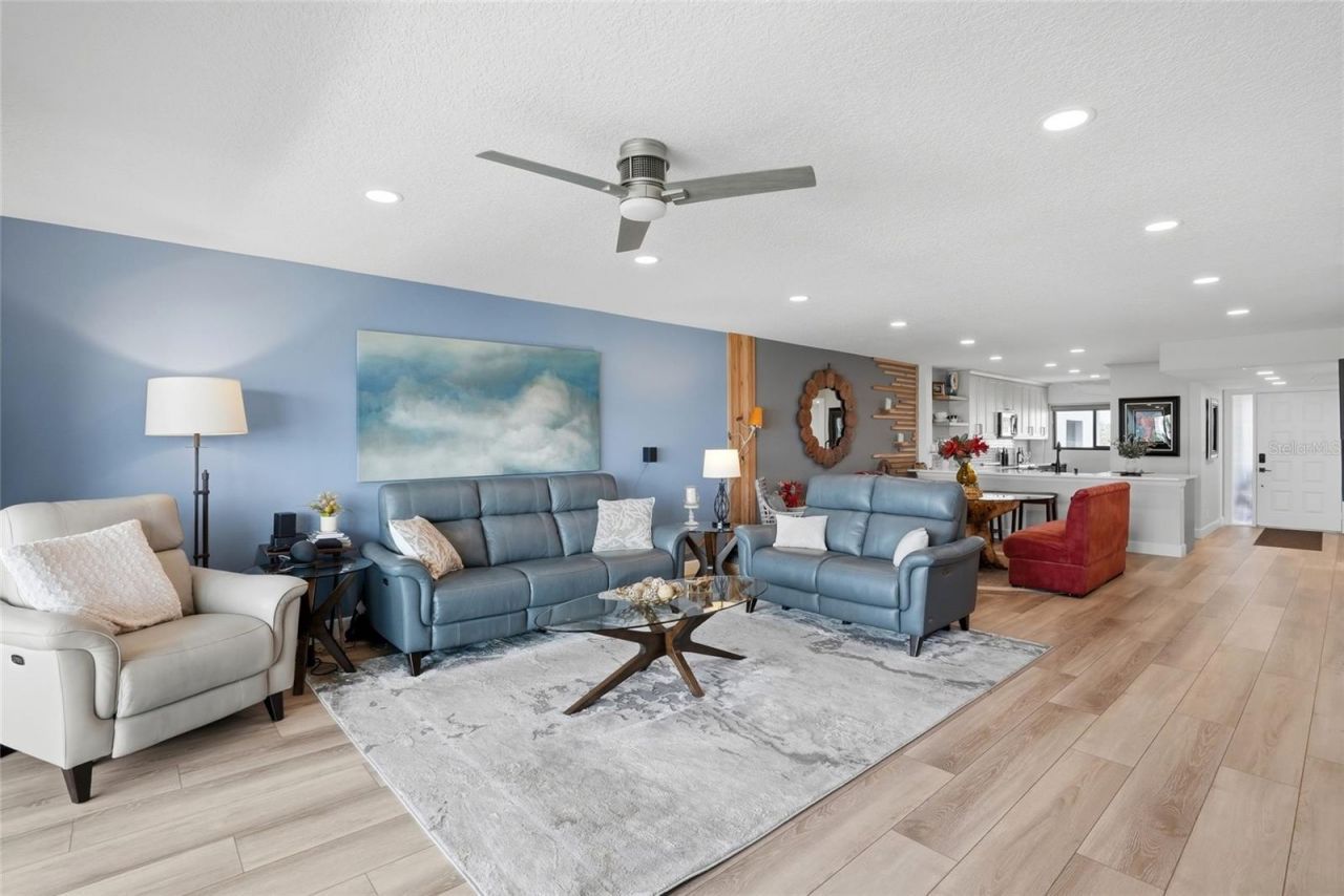 363 Pinellas Bayway S, Unit 29, Tierra Verde, FL 33715 Photo