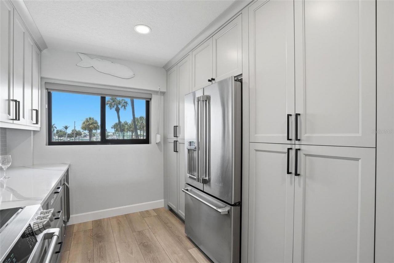 363 Pinellas Bayway S, Unit 29, Tierra Verde, FL 33715 Photo