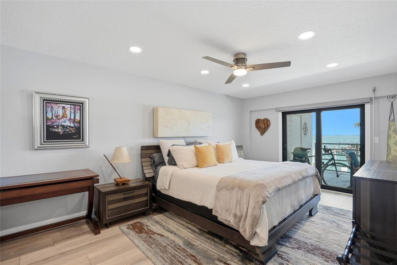 363 Pinellas Bayway S, Unit 29, Tierra Verde, FL 33715 Photo