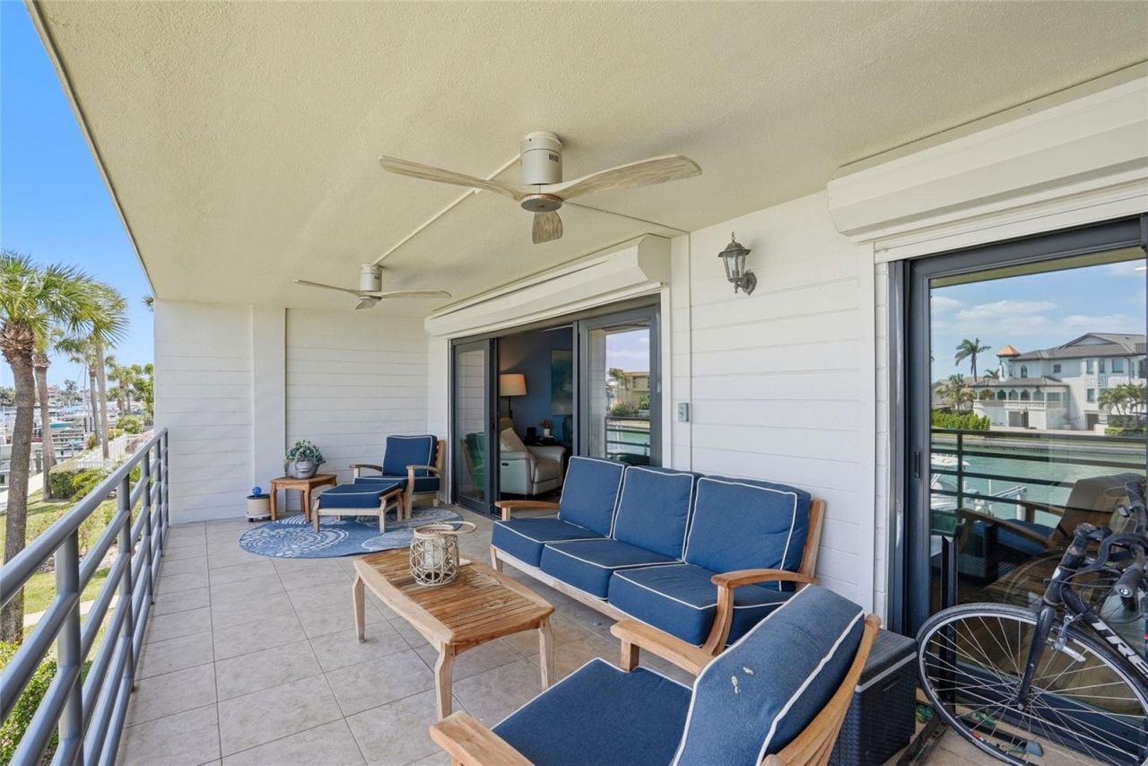 363 Pinellas Bayway S, Unit 29, Tierra Verde, FL 33715 Photo