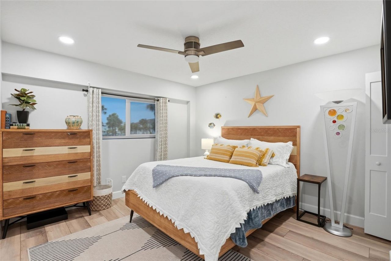 363 Pinellas Bayway S, Unit 29, Tierra Verde, FL 33715 Photo