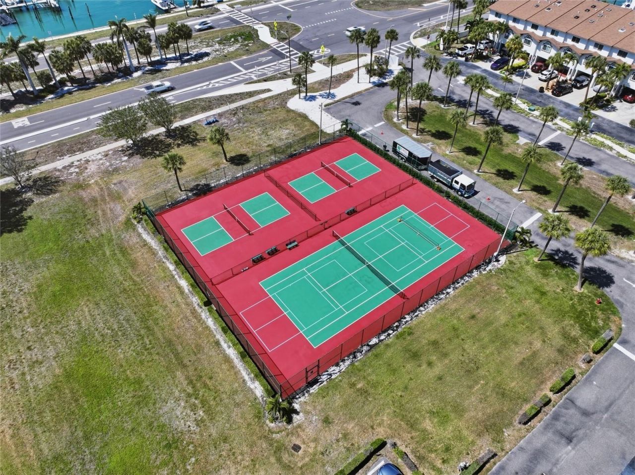 363 Pinellas Bayway S, Unit 29, Tierra Verde, FL 33715 Photo