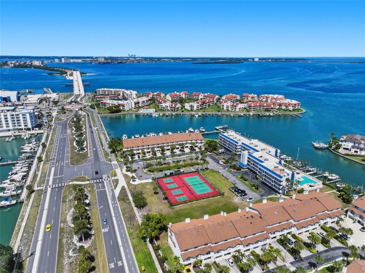 363 Pinellas Bayway S, Unit 29, Tierra Verde, FL 33715 Photo