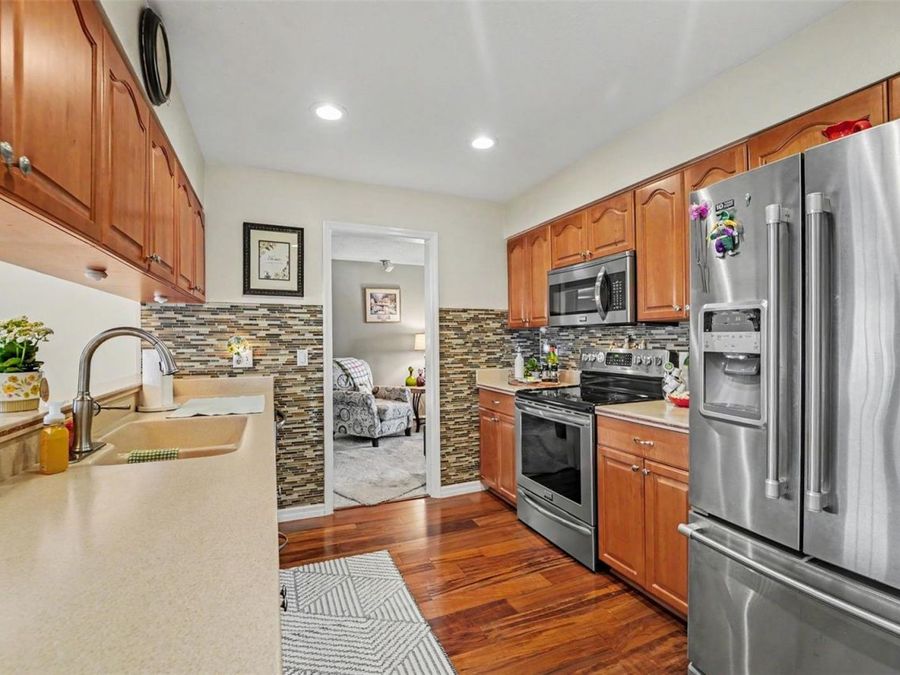 Property Image 8
