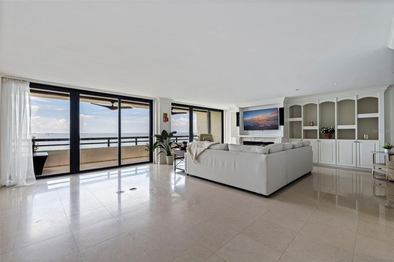 5700 Mariner Street , Unit 702 & 703, Tampa, FL 33609 Photo