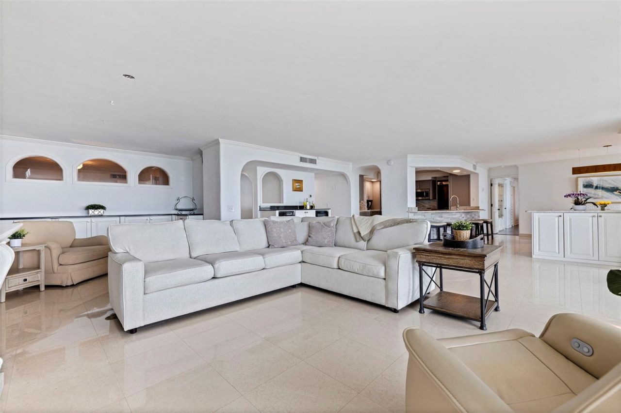 5700 Mariner Street , Unit 702 & 703, Tampa, FL 33609 Photo