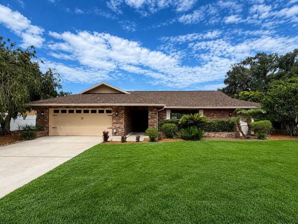 1903 COUNTRY CLUB COURT , PLANT CITY, FL 33566