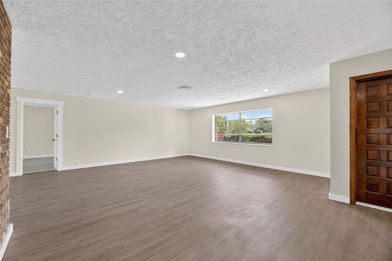 1903 Country Club Court , Plant City, FL 33566 Photo