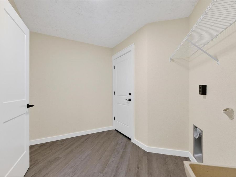 Property Image 58