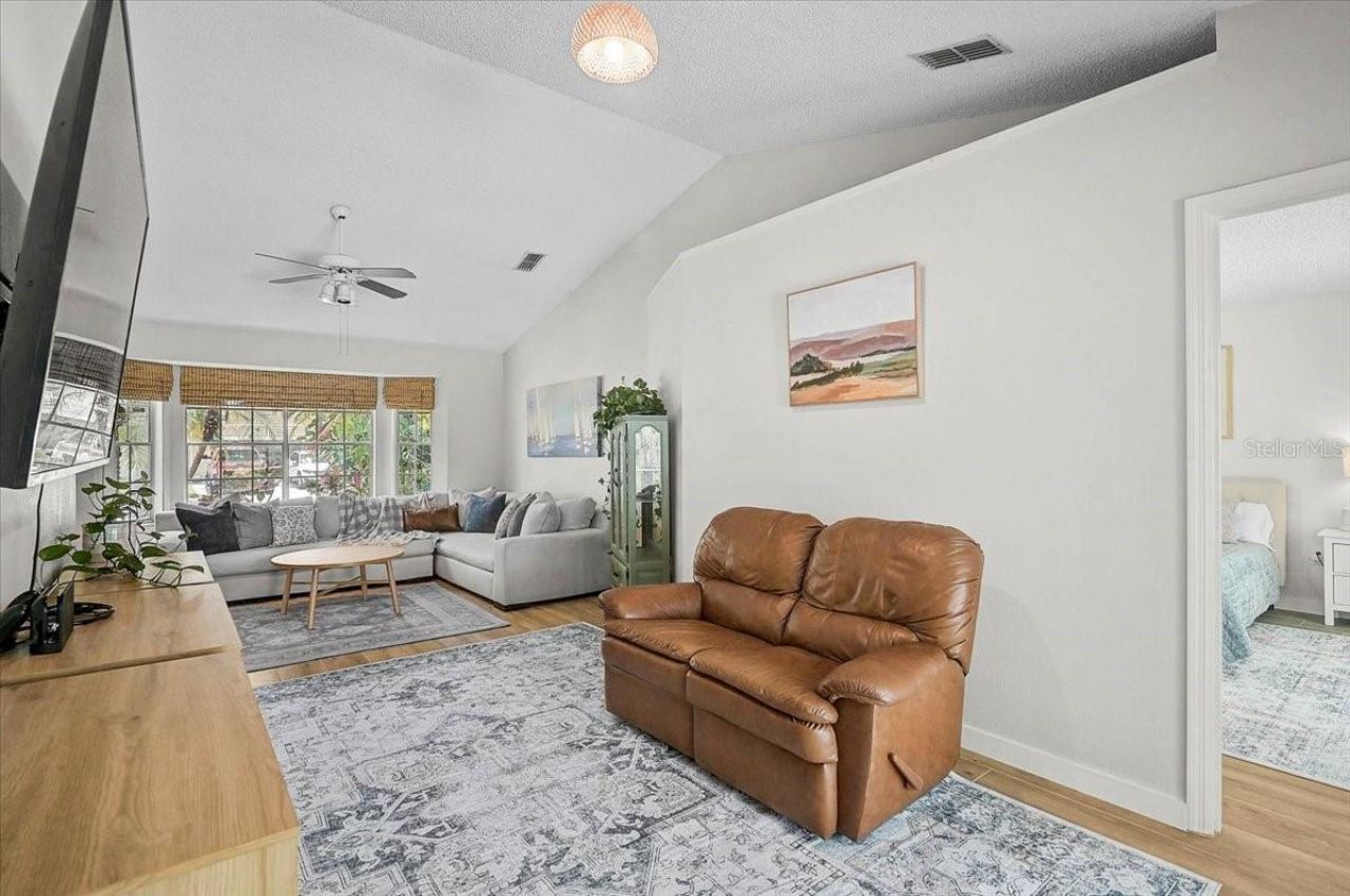 5737 Forester Lake Drive, Sarasota, FL 34243 Photo