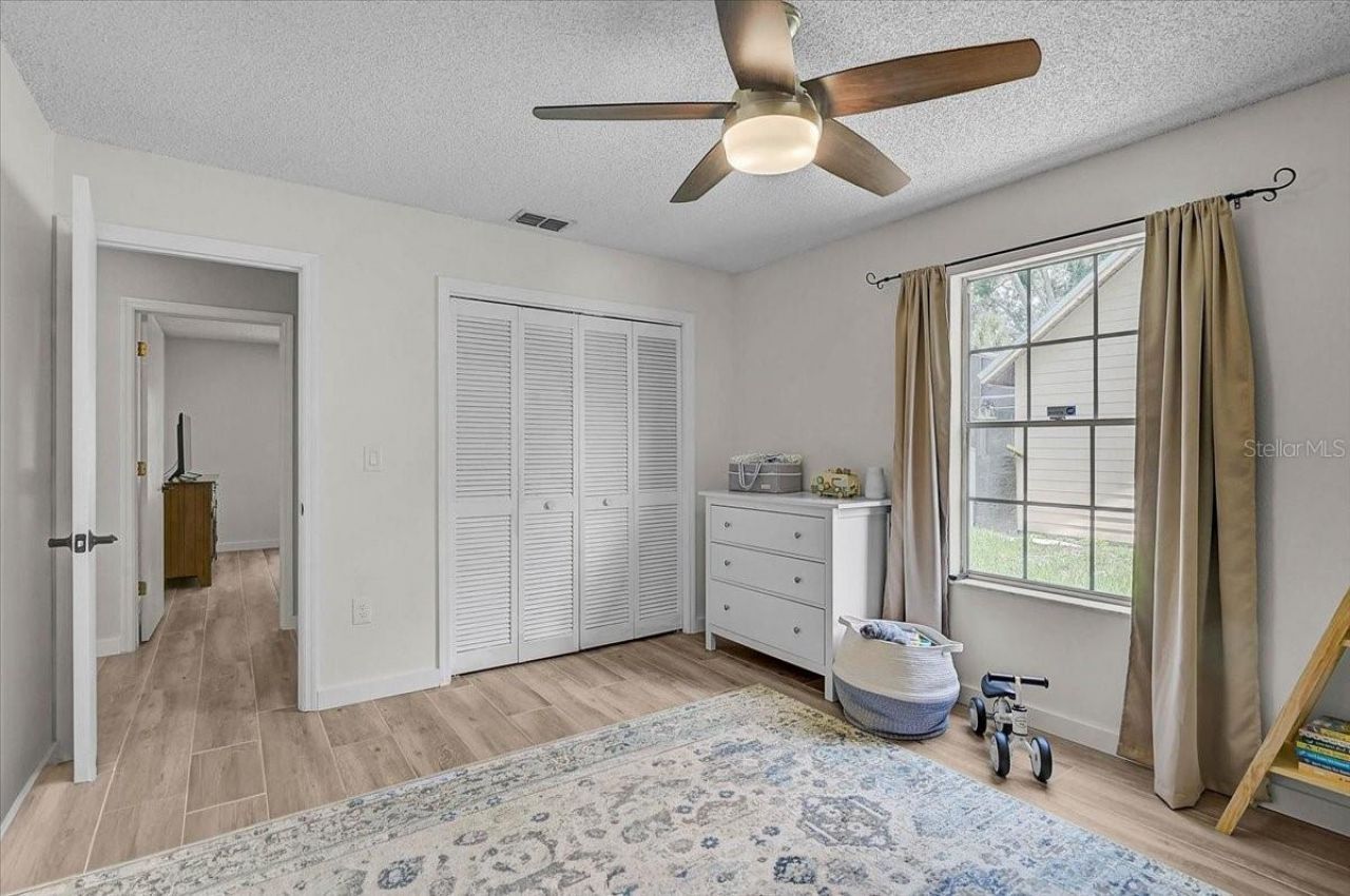 5737 Forester Lake Drive, Sarasota, FL 34243 Photo